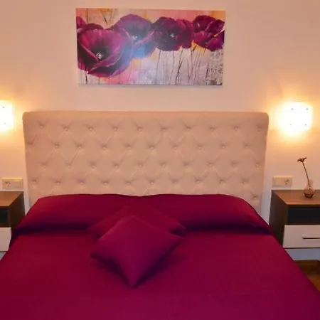 House Maric * Porec