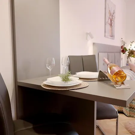 House Maric Пореч