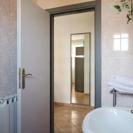 Appartement House Maric *