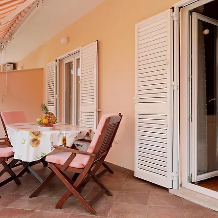 Апартаменты House Maric *