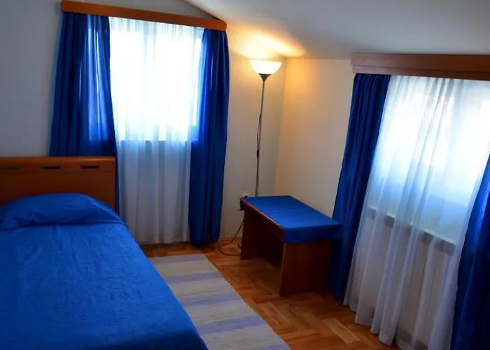 Appartement House Maric *