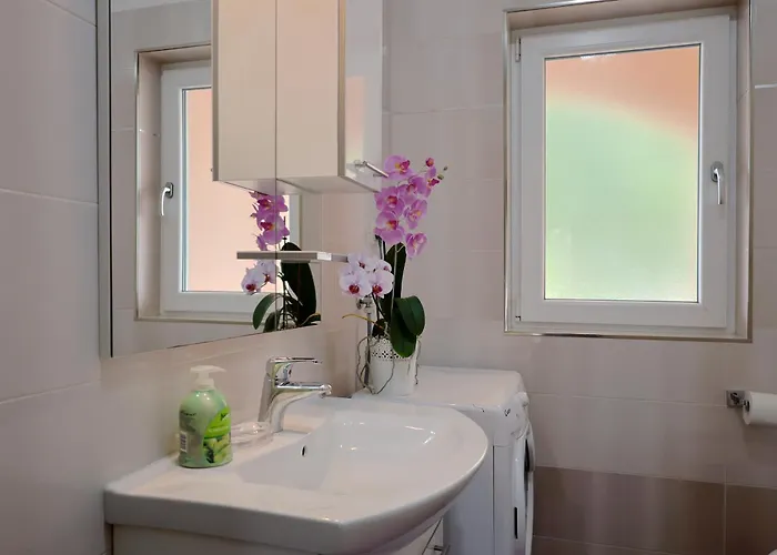 House Maric 아파트