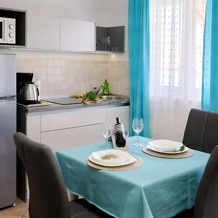 Apartment House Maric *
